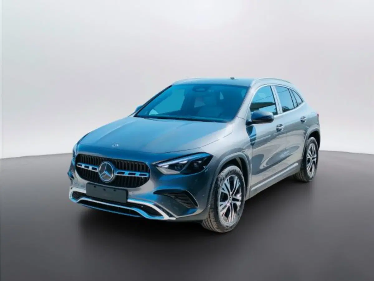 Mercedes-Benz GLA SUV nuova a Teramo