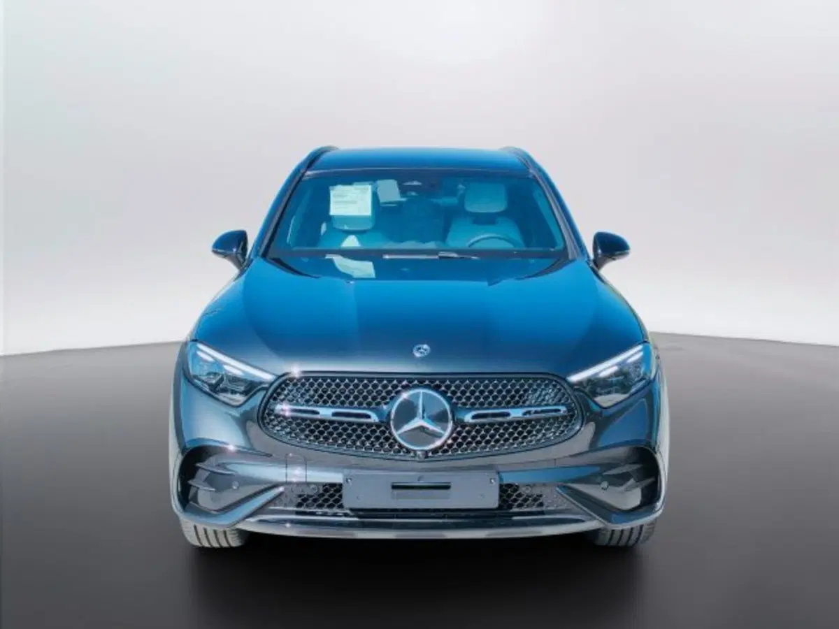 Mercedes-Benz GLC SUV nuova a Teramo (2)