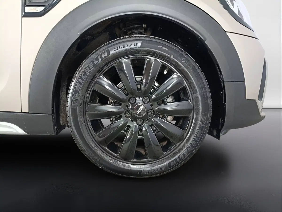 MINI Mini Countryman usata a Ascoli Piceno (20)