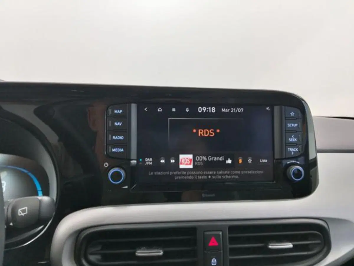 Hyundai i10 usata a Como (14)