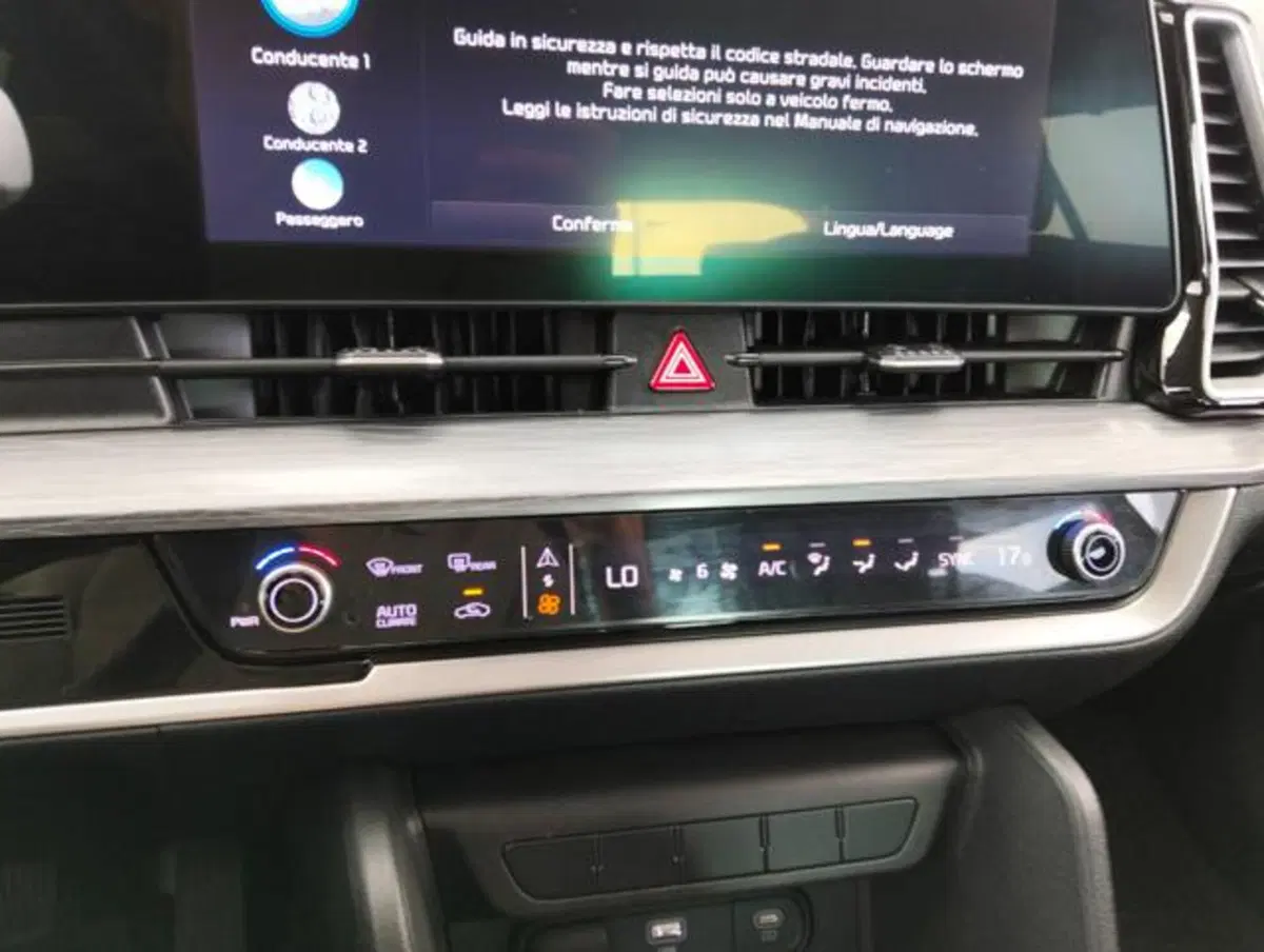 Kia Sportage usata a Como (17)