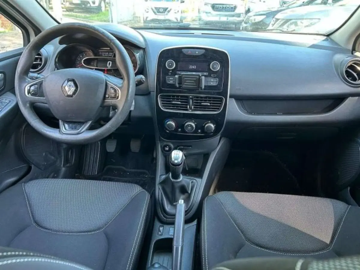 Renault Clio usata a Firenze (13)