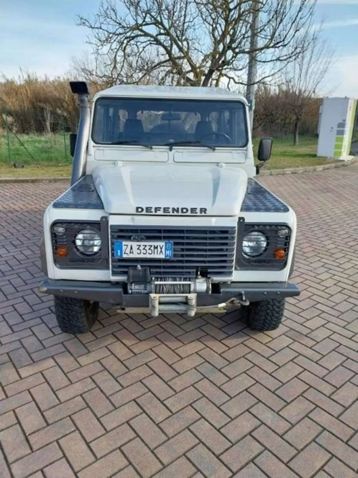 Land Rover Defender usata a Firenze (8)