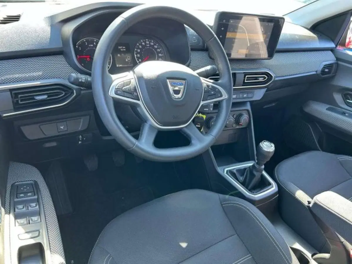 Dacia Sandero usata a Firenze (15)