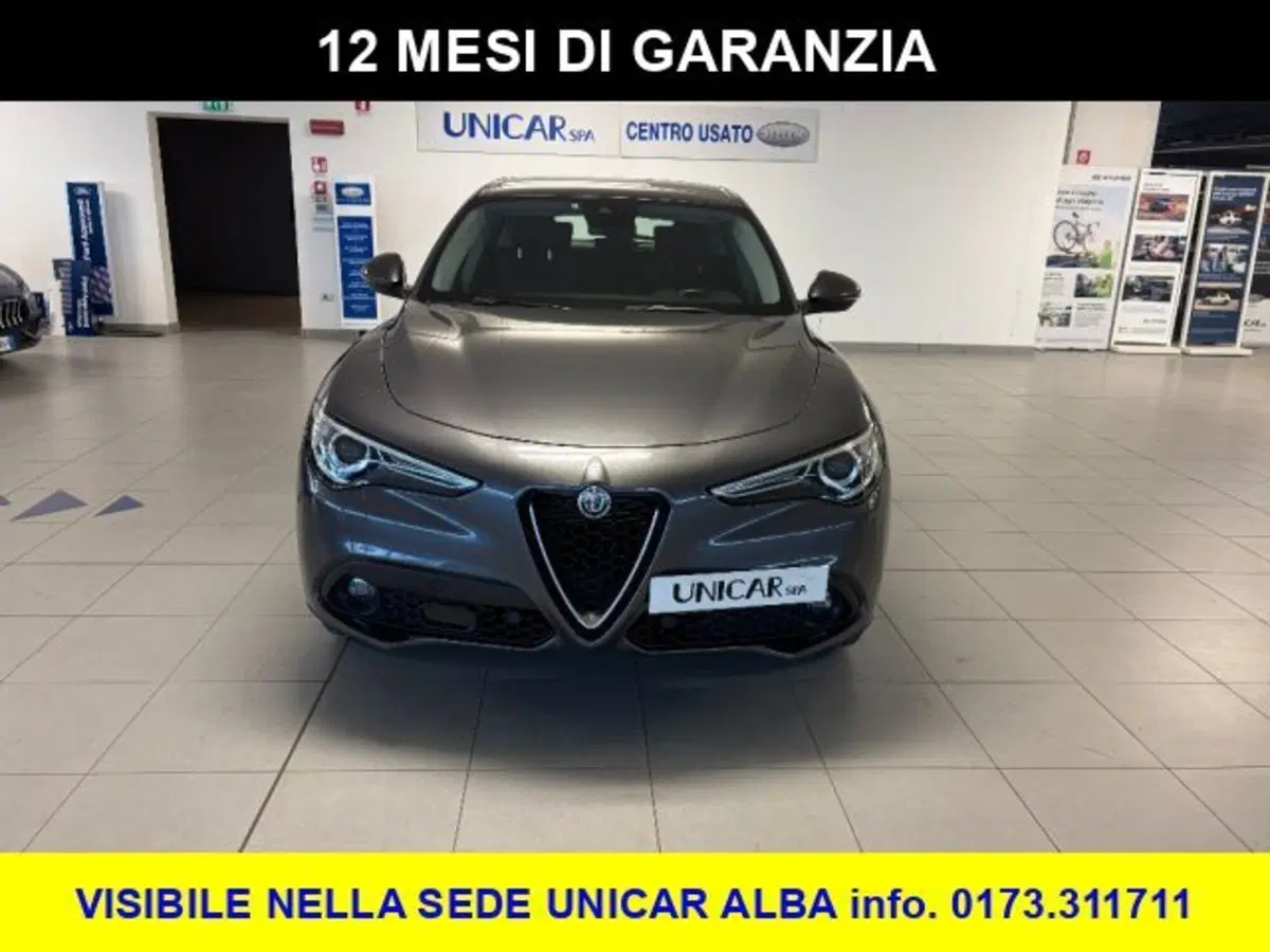 Alfa Romeo Stelvio usata a Cuneo (2)