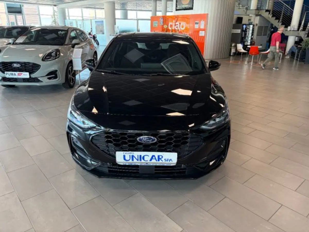 Ford Focus nuova a Cuneo (3)