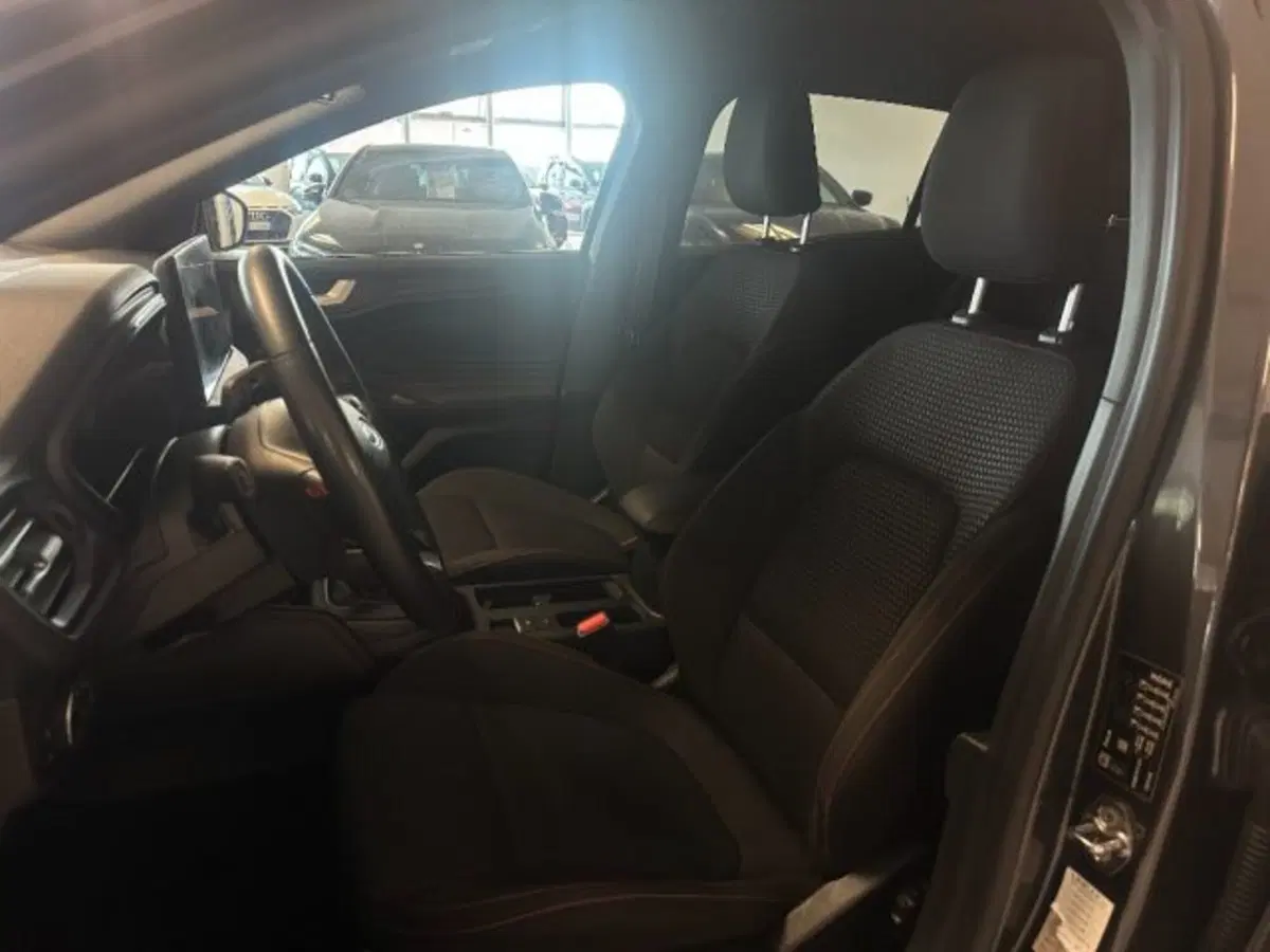 Ford Focus Station Wagon usata a Cuneo (11)