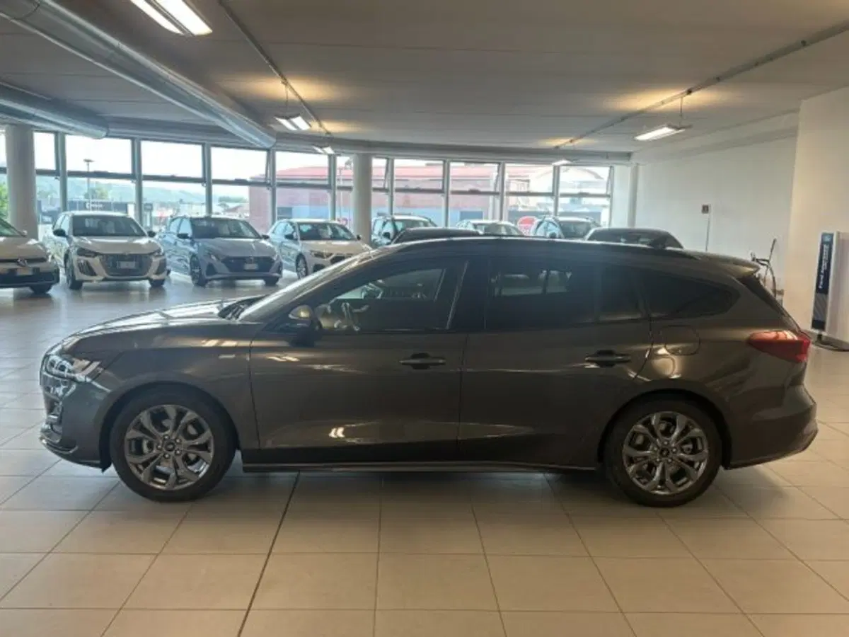 Ford Focus Station Wagon usata a Cuneo (4)