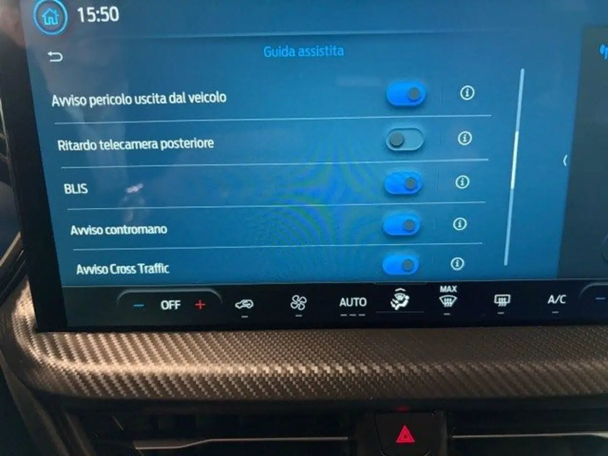 Ford Kuga nuova a Cuneo (12)