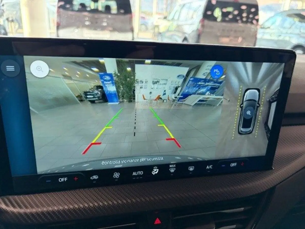 Ford Kuga nuova a Cuneo (15)
