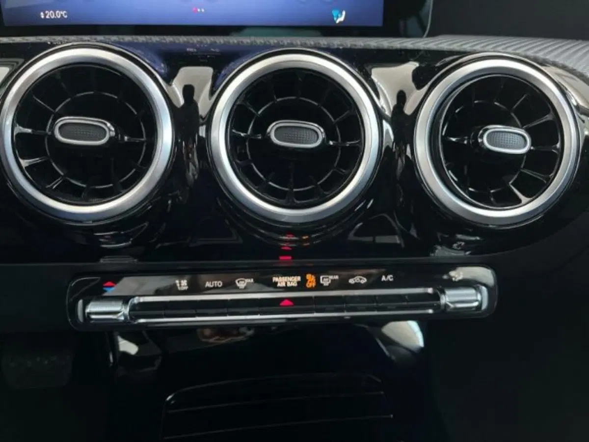 Mercedes-Benz CLA Shooting Brake usata a Verona (14)