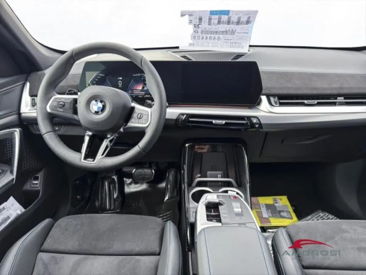 BMW X1 nuova a Perugia (12)