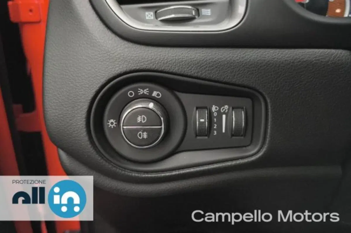 Jeep Renegade usata a Venezia (18)