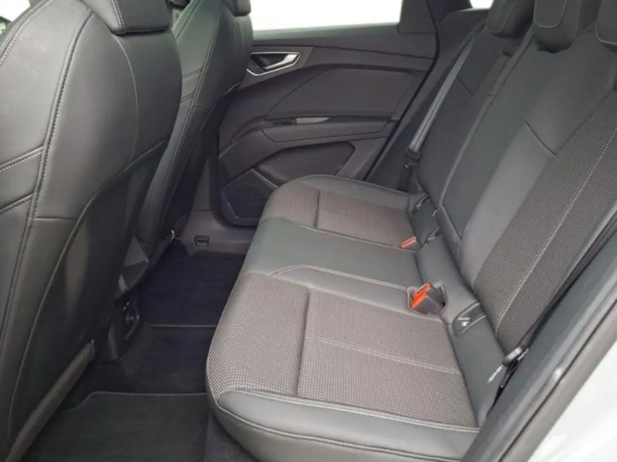 Audi Q4 usata a Verona (11)