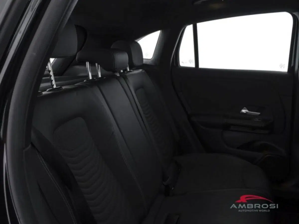 Mercedes-Benz GLA SUV usata a Perugia (11)