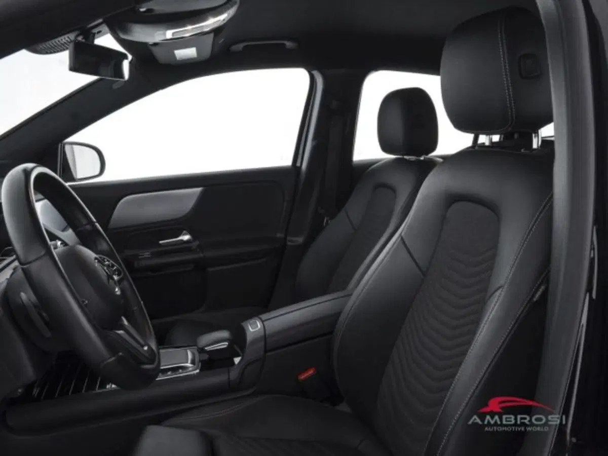 Mercedes-Benz GLA SUV usata a Perugia (9)