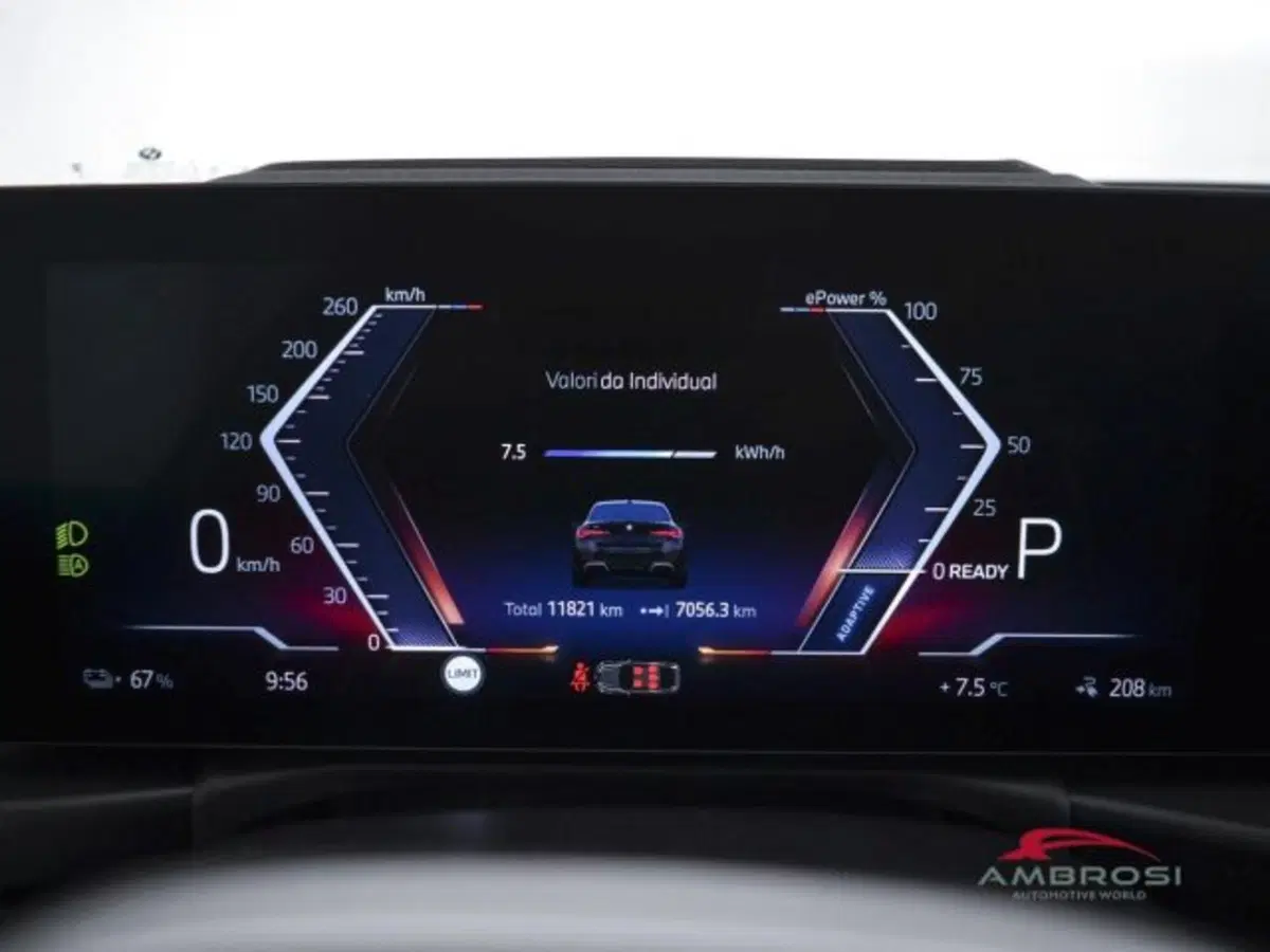 BMW i4 usata a Perugia (13)