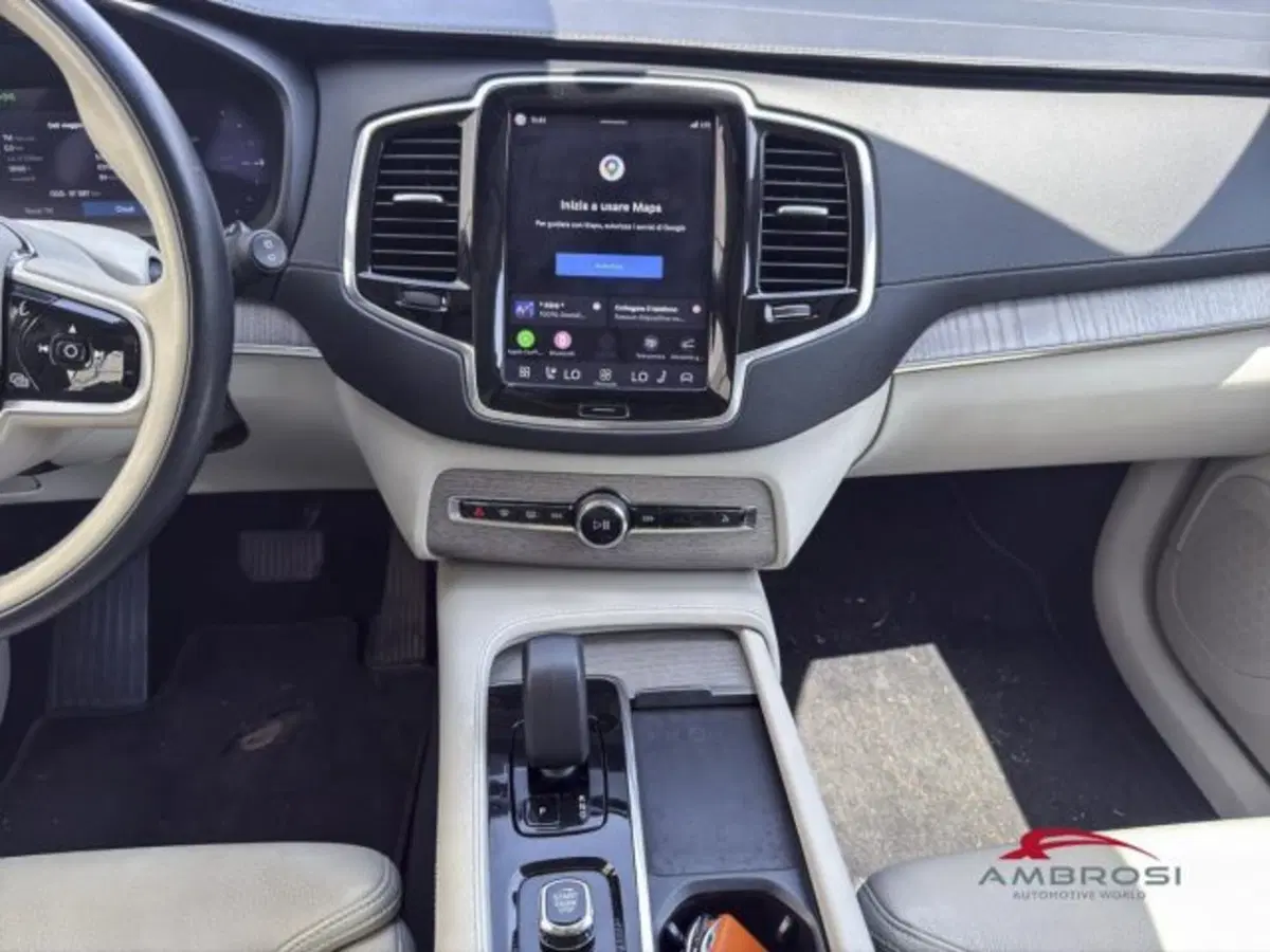 Volvo XC90 usata a Perugia (15)