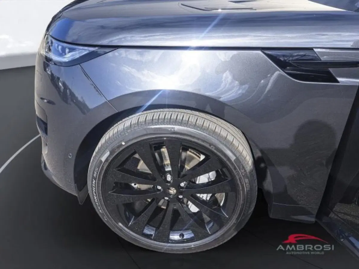 Land Rover Range Rover Sport nuova a Perugia (10)