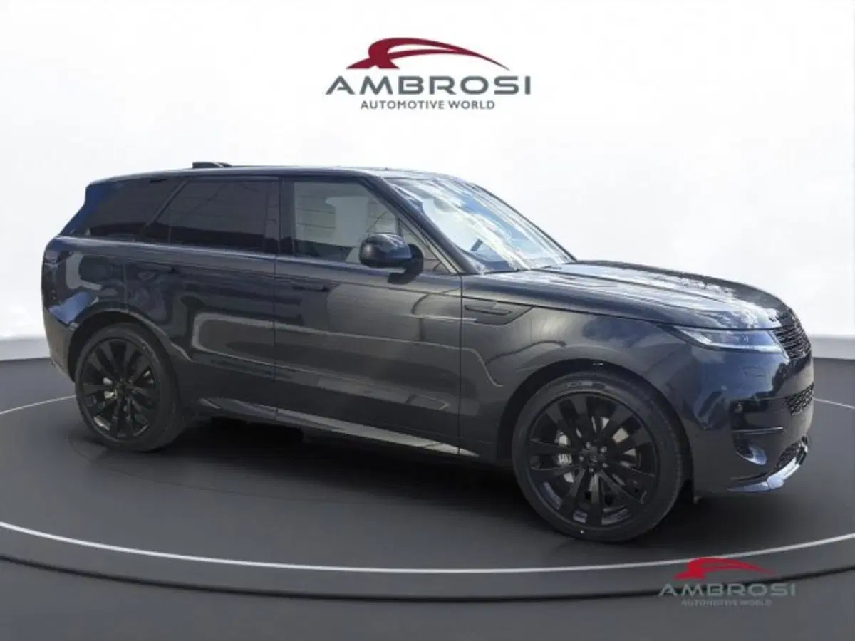 Land Rover Range Rover Sport nuova a Perugia (2)