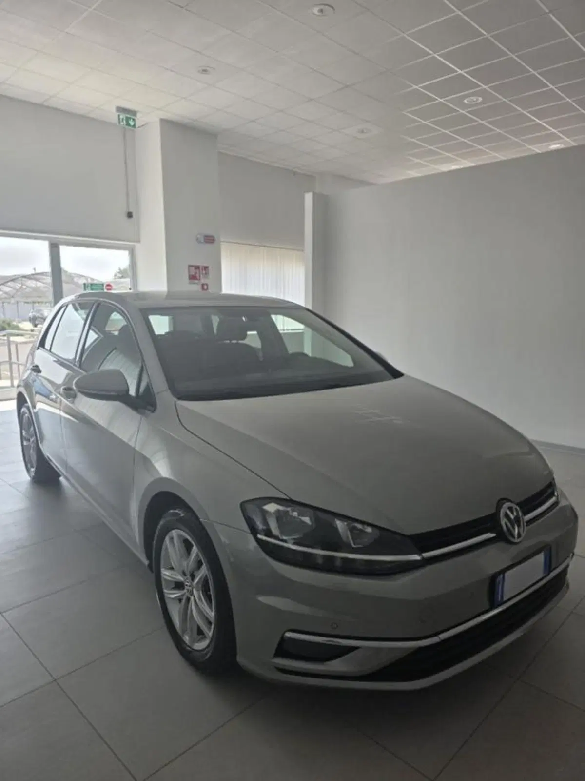 Volkswagen Golf usata a Napoli