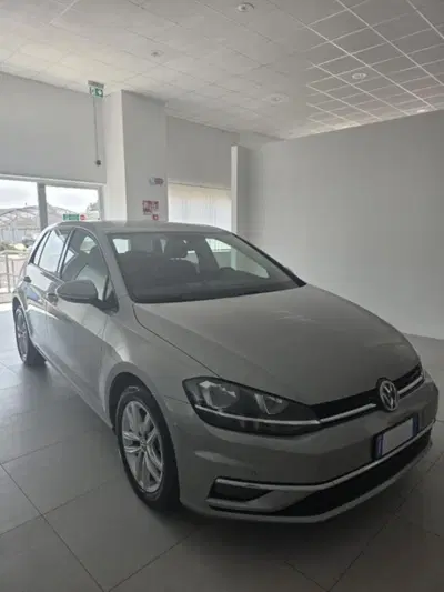 Volkswagen Golf 1.6 TDI 115 CV DSG 5p. Highline BlueMotion Technology del 2019 usata a Monte di Procida