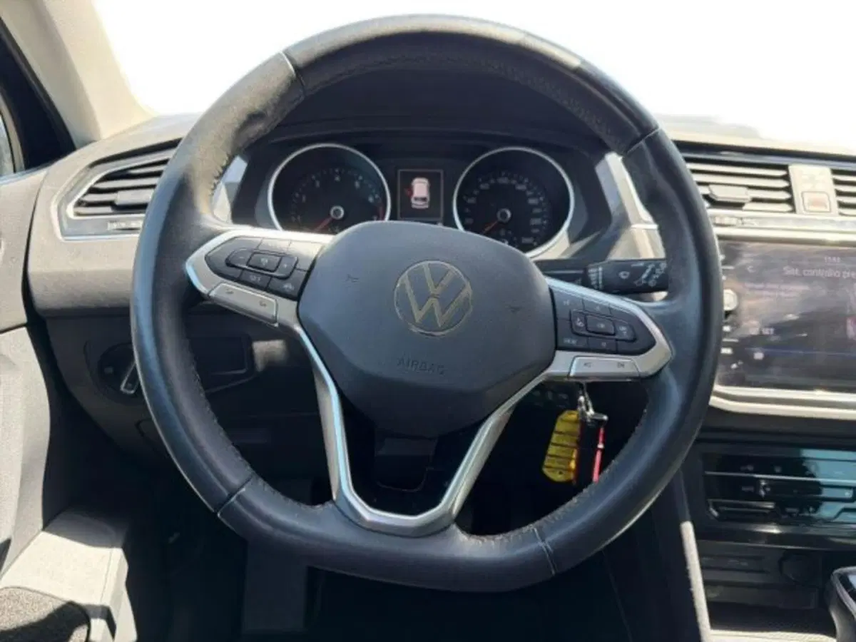 Volkswagen Tiguan usata a Lecce (12)