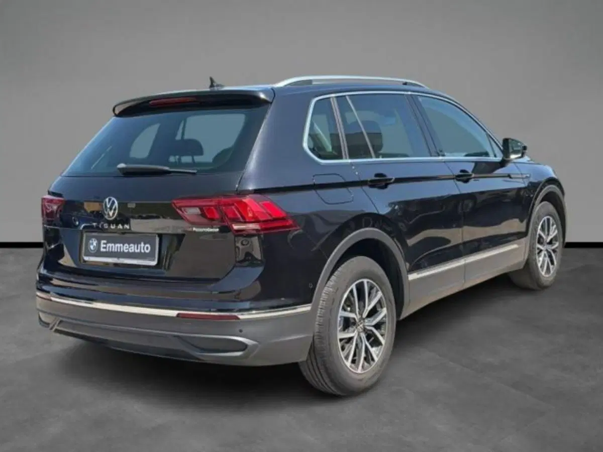 Volkswagen Tiguan usata a Lecce (5)