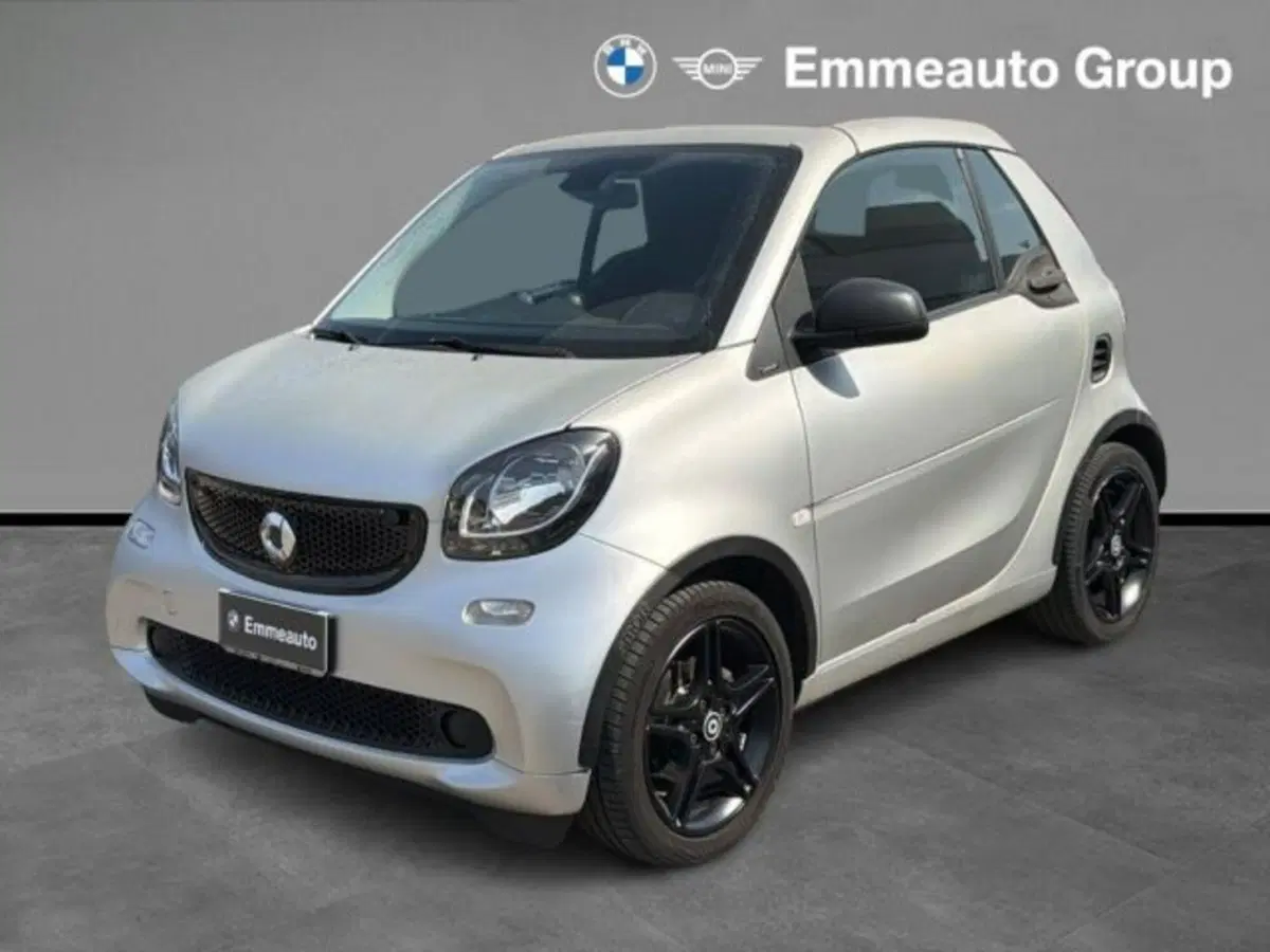 smart Fortwo Cabrio usata a Lecce