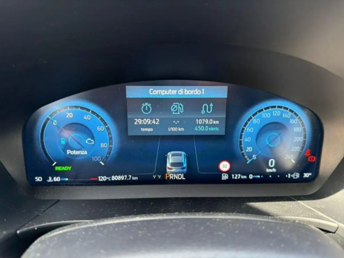 Ford Kuga usata a Lecce (13)