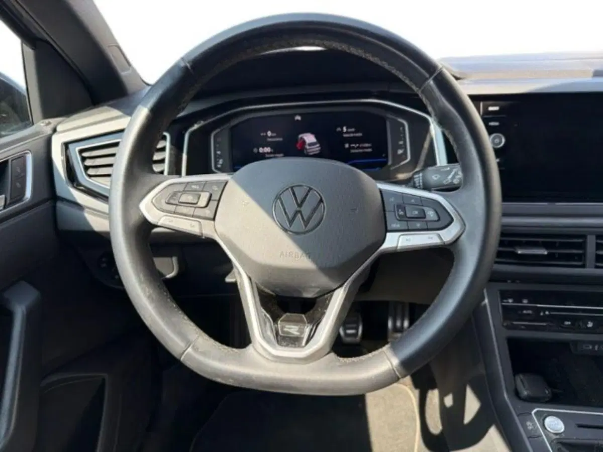 Volkswagen Taigo usata a Lecce (12)