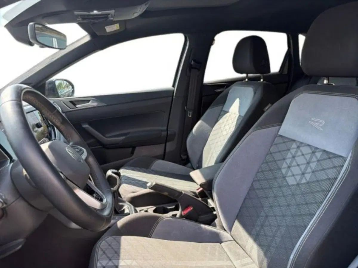 Volkswagen Taigo usata a Lecce (14)