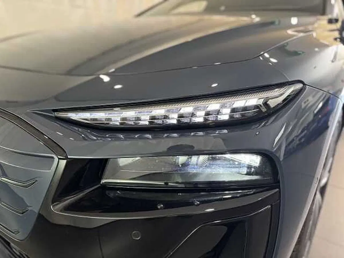 Audi A6 Avant e-Tron usata a Genova (5)
