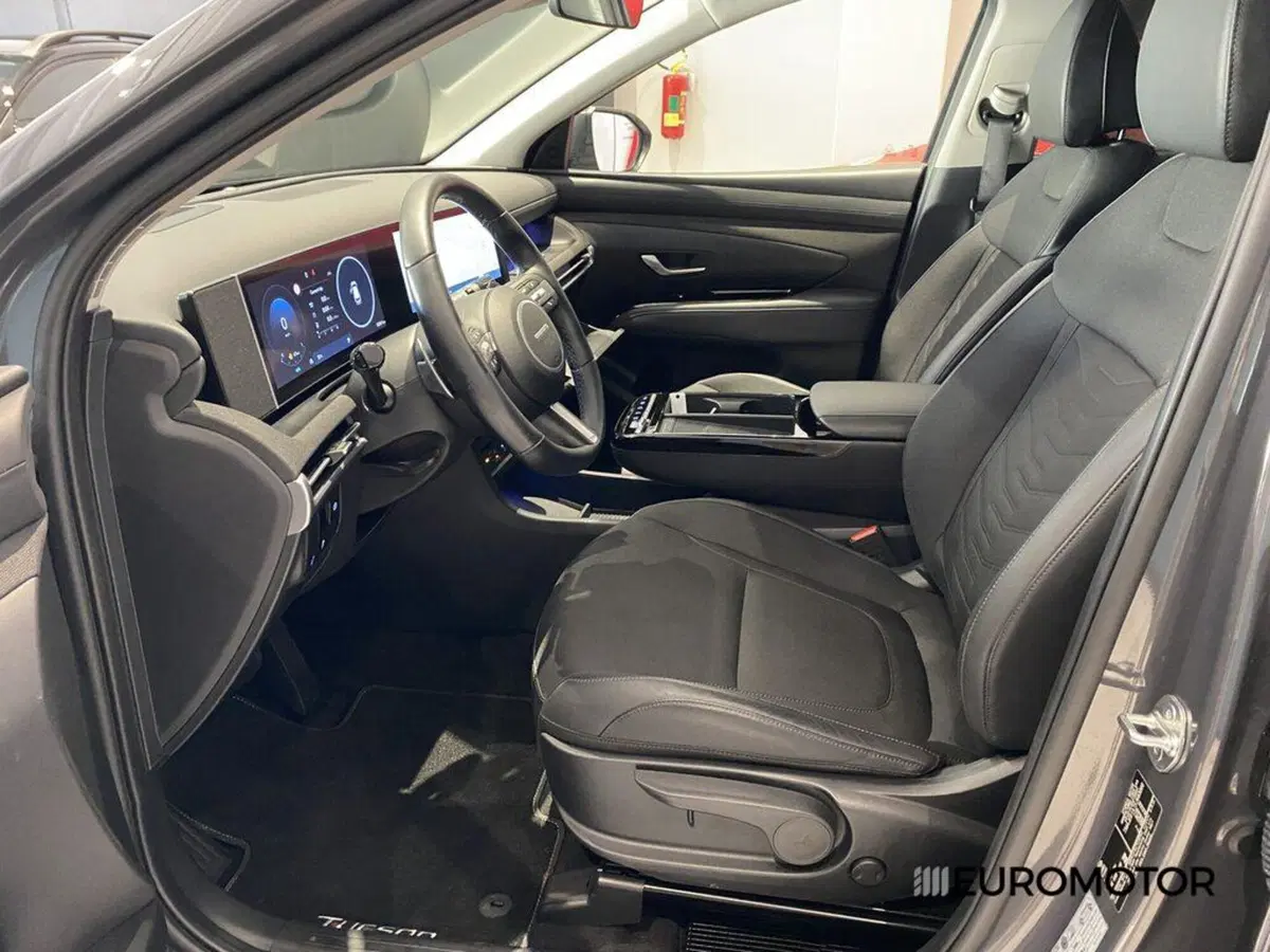 Hyundai Tucson usata a Bari (15)