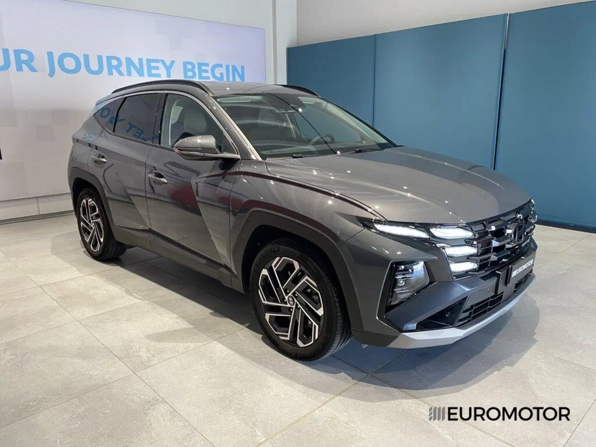 Hyundai Tucson usata a Bari (3)