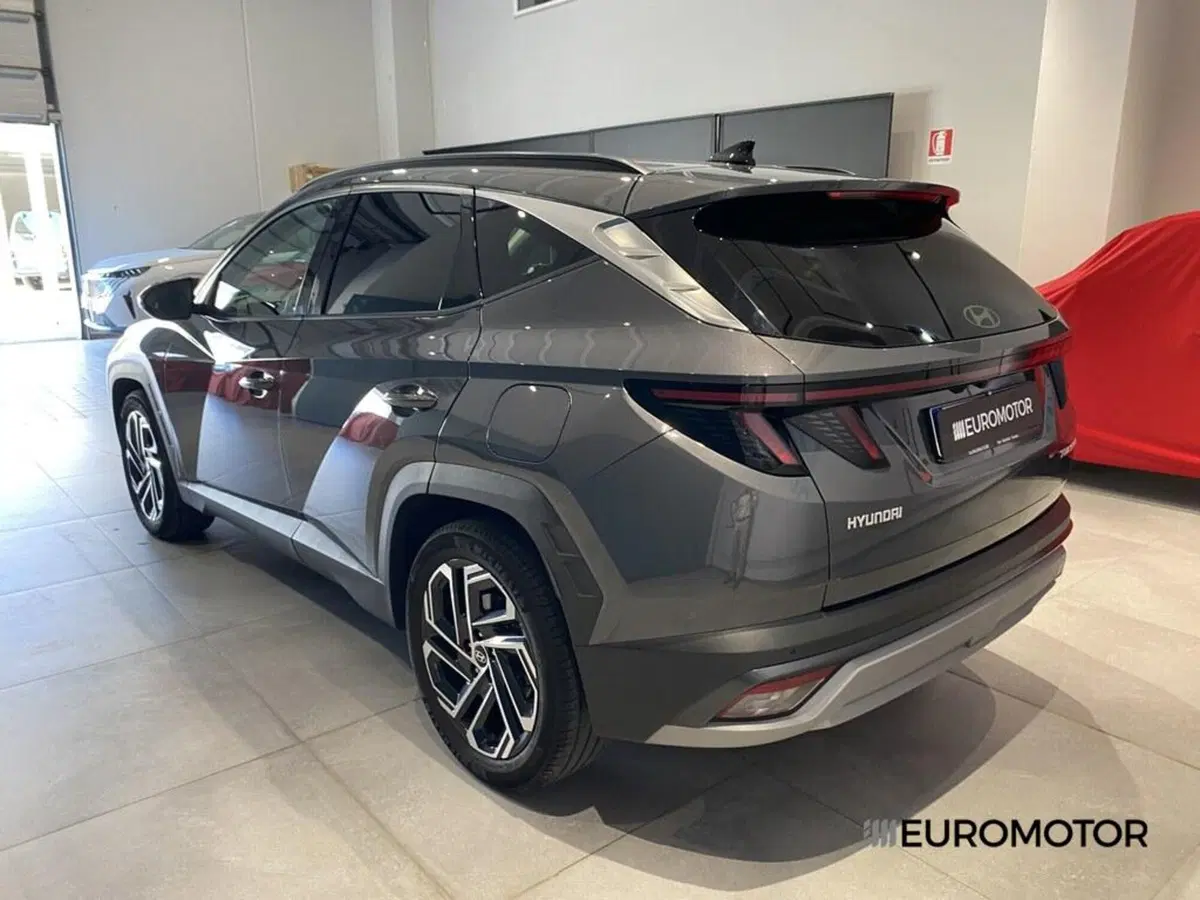 Hyundai Tucson usata a Bari (9)