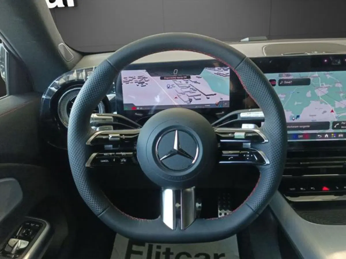 Mercedes-Benz CLA nuova a Milano (15)