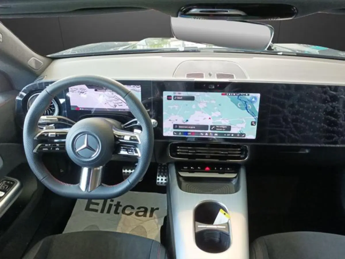 Mercedes-Benz CLA nuova a Milano (16)