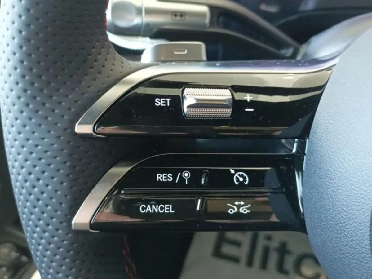 Mercedes-Benz CLA nuova a Milano (7)
