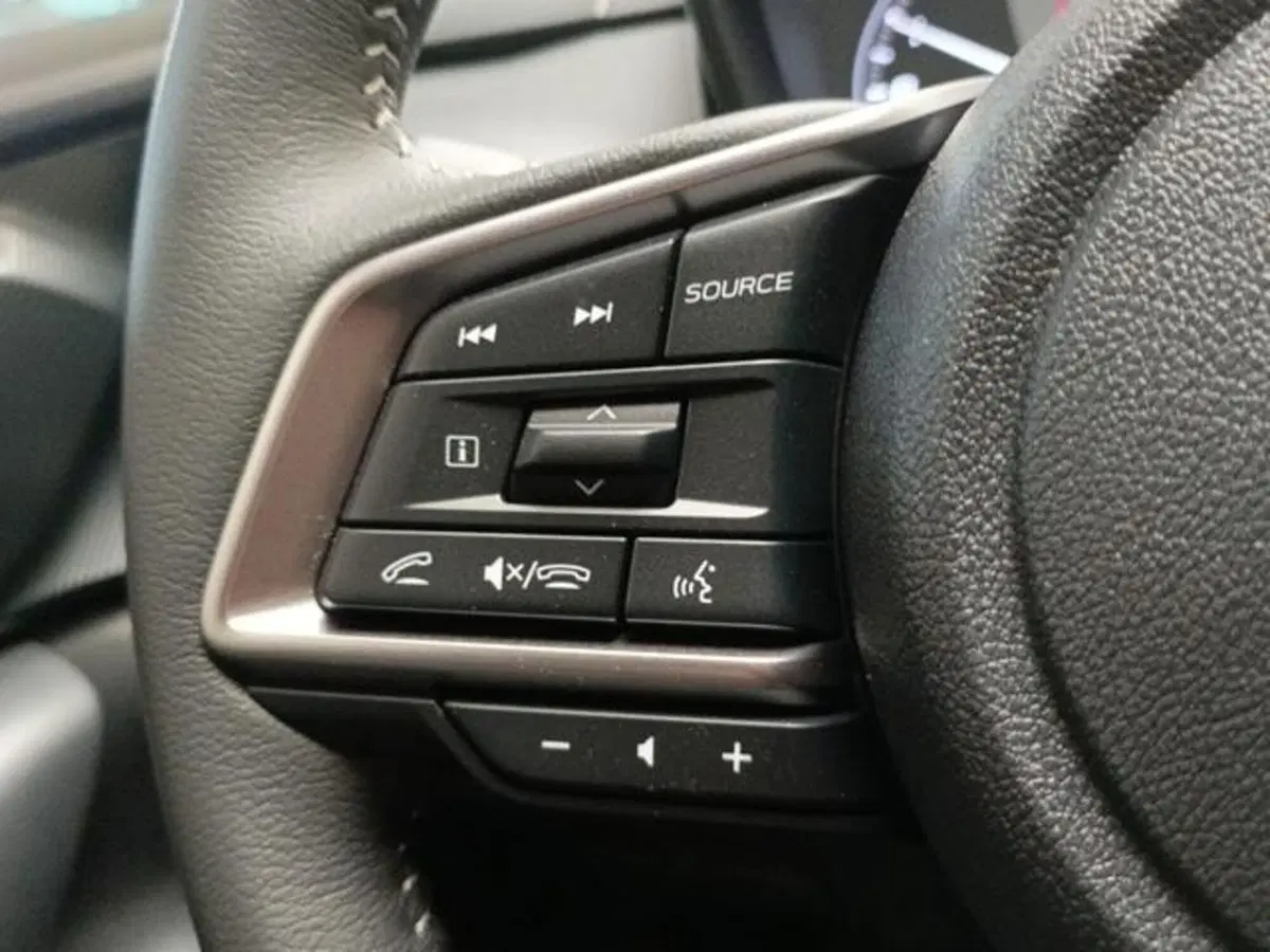 Subaru Crosstrek nuova a Milano (9)