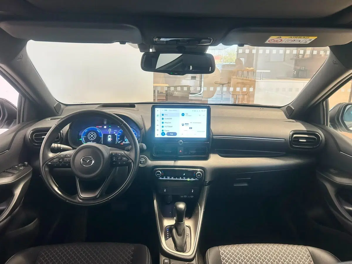 Mazda Mazda2 Hybrid usata a Napoli (4)
