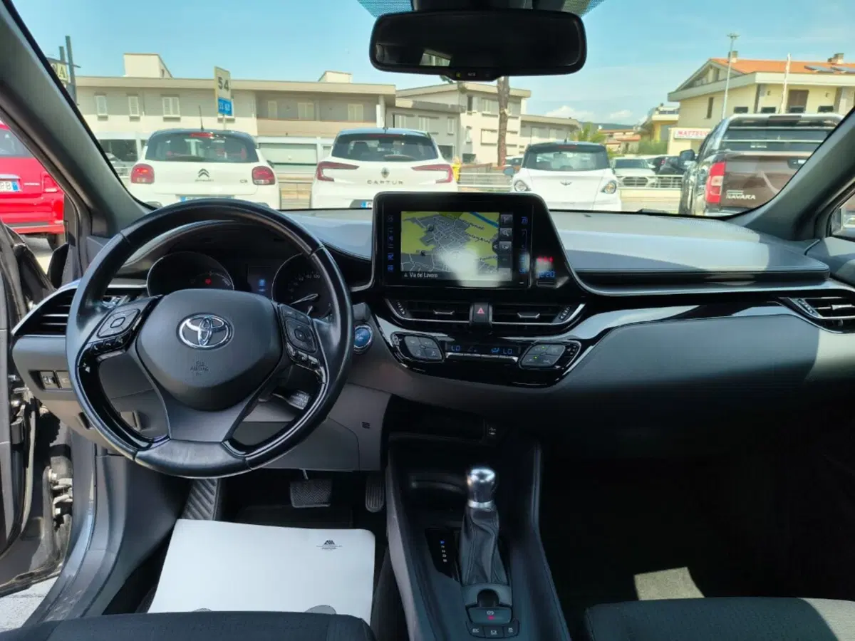 Toyota Toyota C-HR usata a Firenze (17)