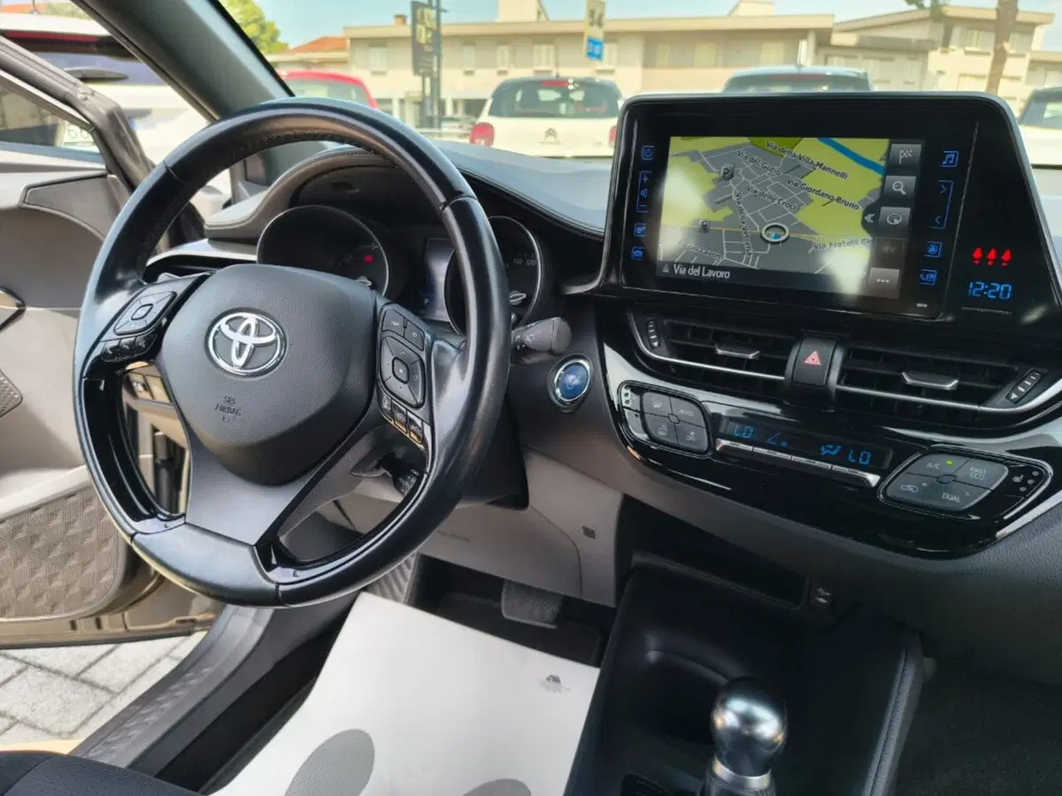 Toyota Toyota C-HR usata a Firenze (18)