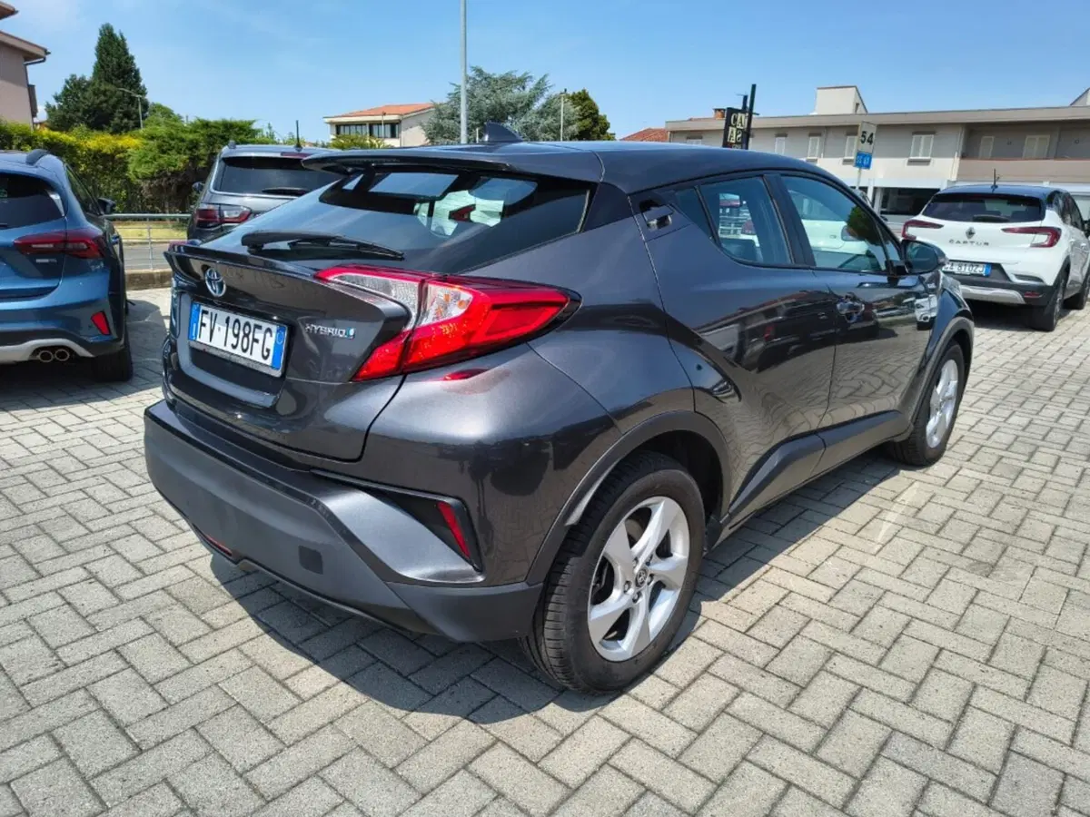 Toyota Toyota C-HR usata a Firenze (4)