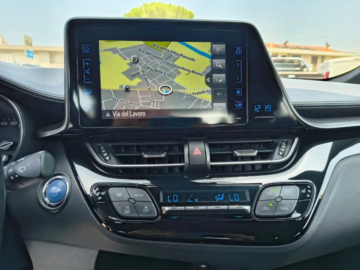 Toyota Toyota C-HR usata a Firenze (8)