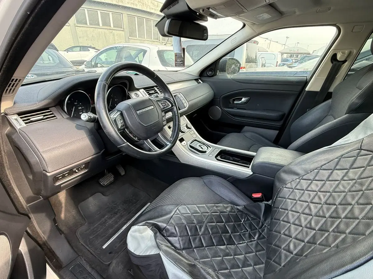 Land Rover Range Rover Evoque usata a Piacenza (6)