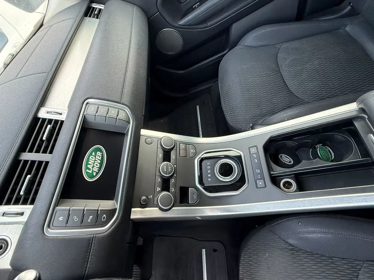 Land Rover Range Rover Evoque usata a Piacenza (8)