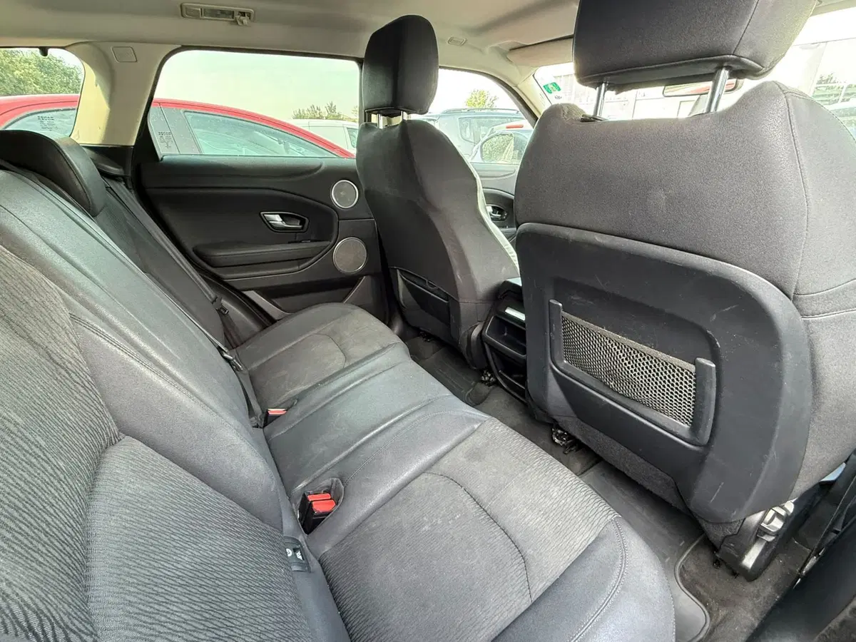 Land Rover Range Rover Evoque usata a Piacenza (9)