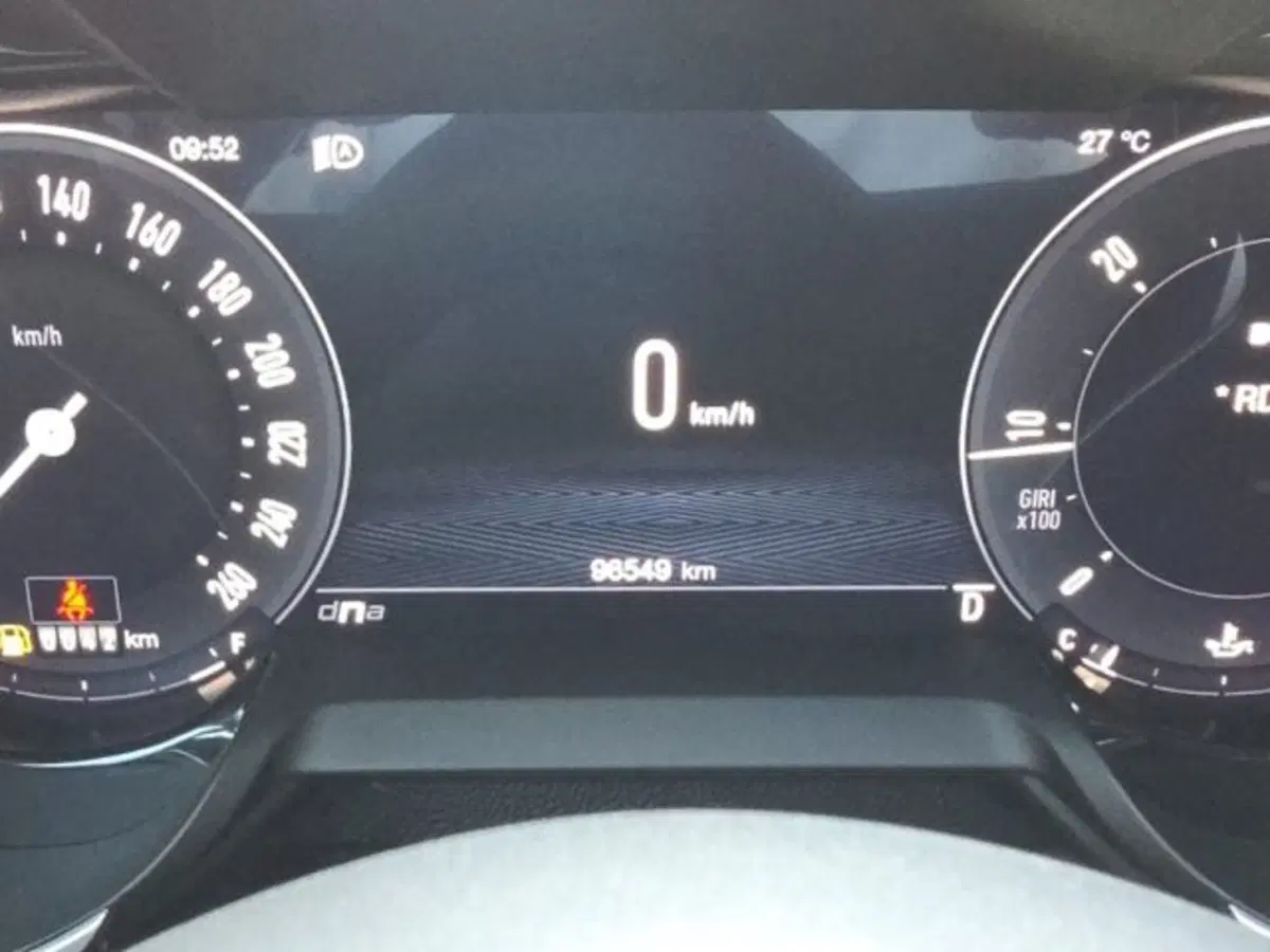 Alfa Romeo Stelvio usata a Monza e Brianza (10)