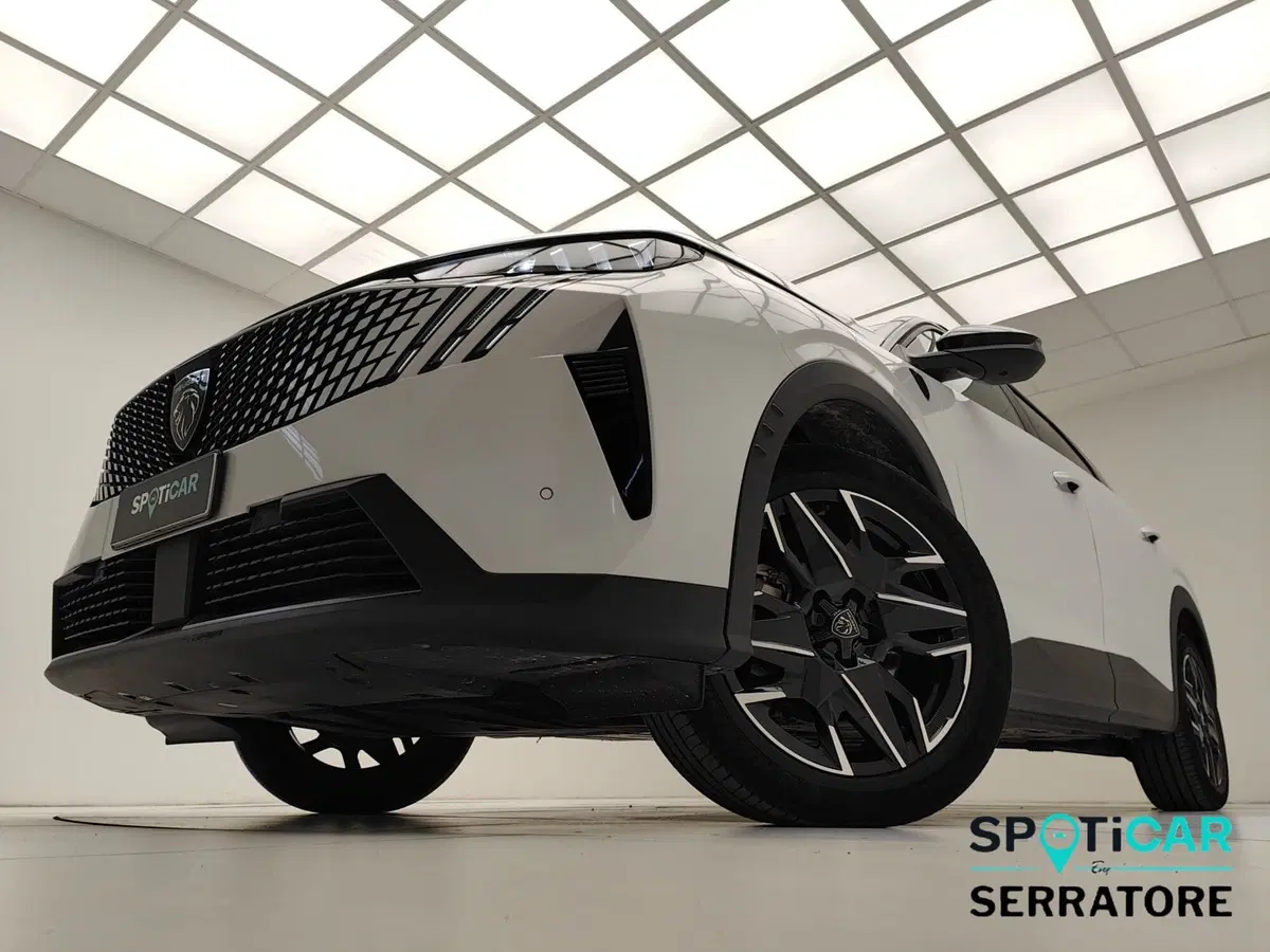 Peugeot 5008 usata a Como (15)